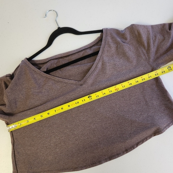 Lululemon Show Your Depth Long Sleeve Heathered Antique Bark Cropped Sweatshirt - Picture 10 of 11